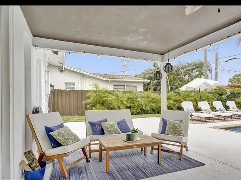 1189 W Camino Real — Photo 5