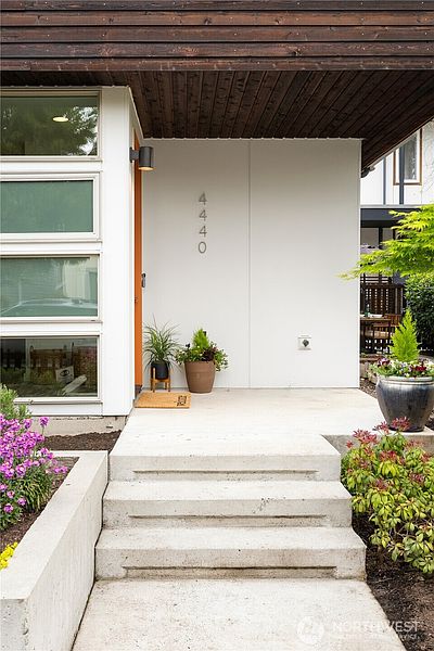 5th image of 4440 Renton Avenue S