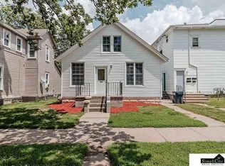 628 S 18th St, Lincoln, NE 68508