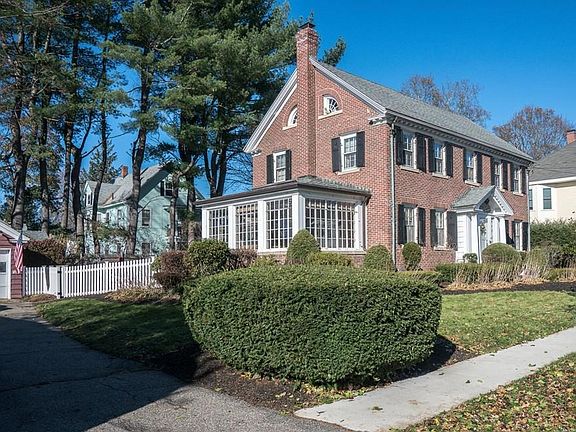 3rd image of 96 Brockton Ave