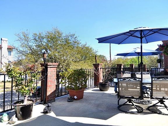 3rd image of 4405 Bowser Ave APT 205