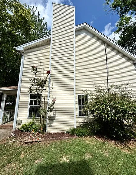 211 Hillside Ct — Photo 28