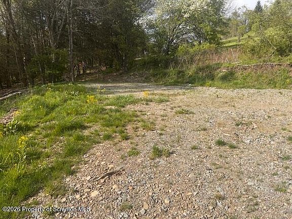 3rd image of Loomis Rd