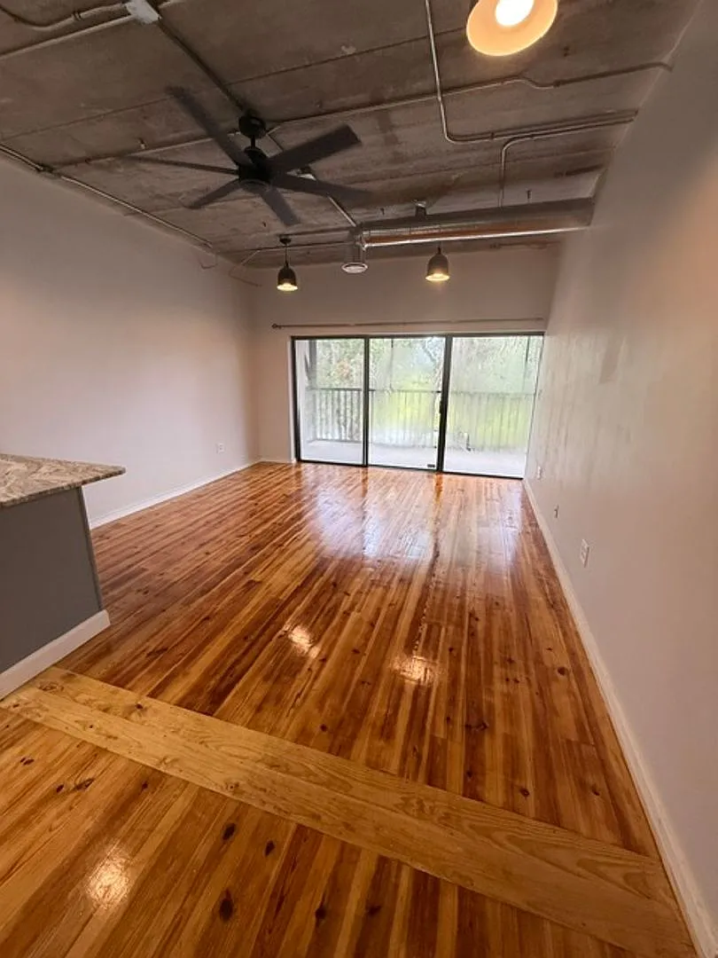 2201 Boundary Street - 3 Bedroom/2 Bath — Photo 1
