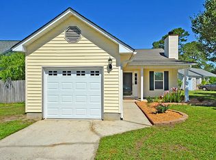 8582 Lake Moultrie Dr, North Charleston, SC 29406