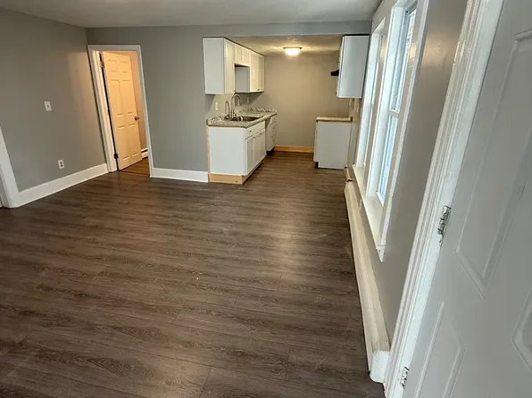 34-36 Cheney Pl, Manchester, NH