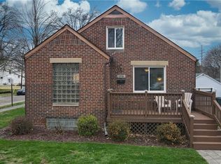 1330 Easton Dr, Akron, OH 44310