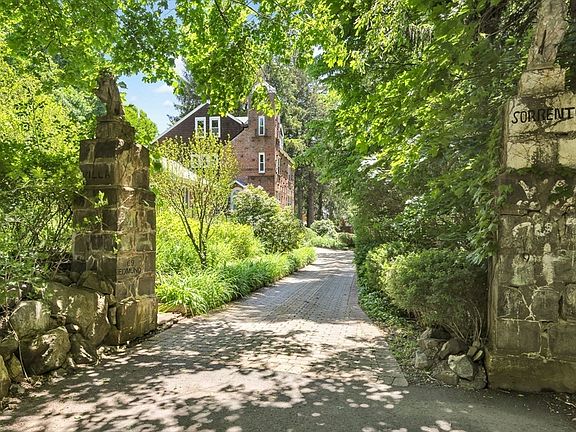 2nd image of 69 Edmund Rd