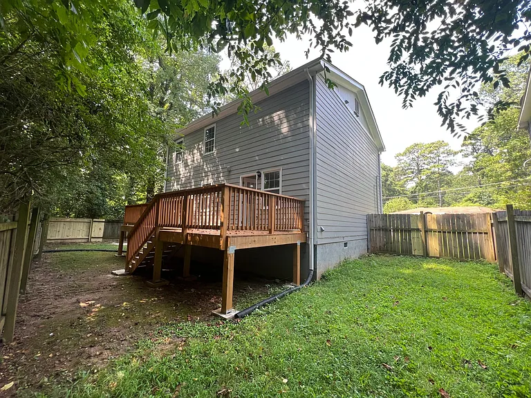 1884 Shamrock Dr — Photo 19