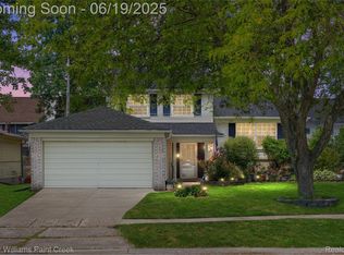 5778 New Meadow Dr, Ypsilanti, MI