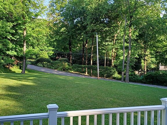 4th image of 7 Tulip Road