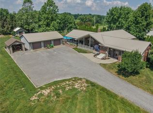 311 Bonniebrook Rd, Butler, PA 16002