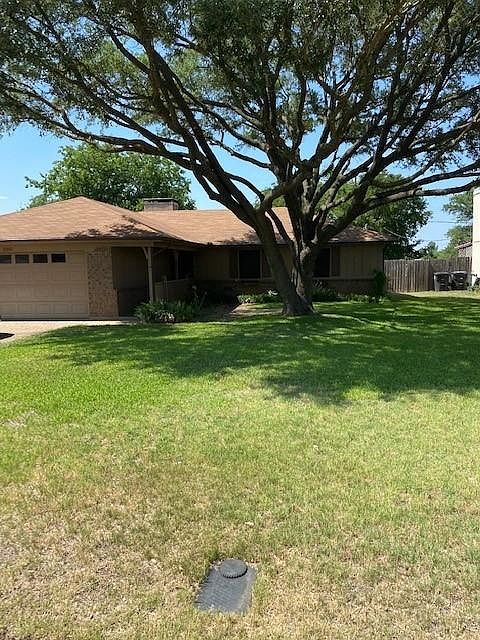 1st image of 2210 Towne North Dr