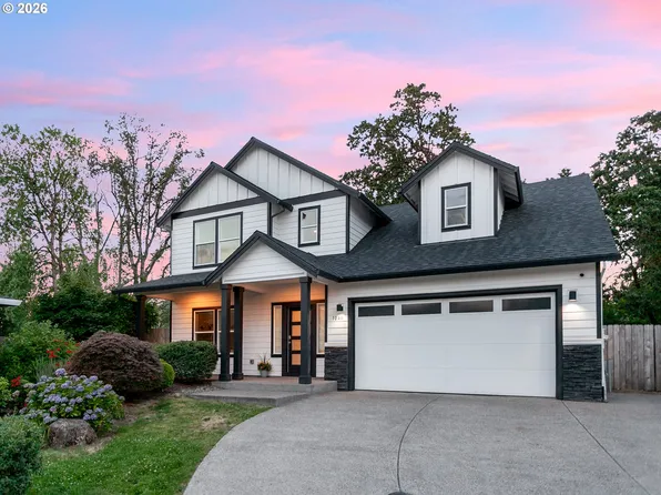1040 Donna Lynn Way, Gladstone, OR 97027