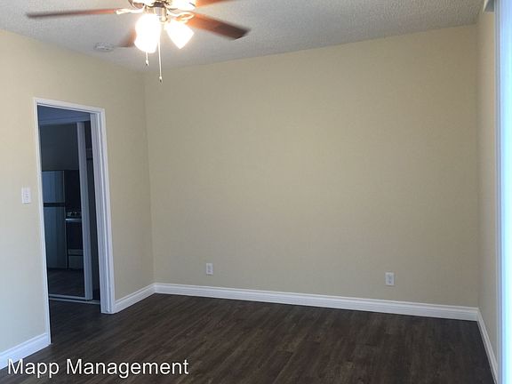 3rd image of 1001 N Ogden Dr APT 17A