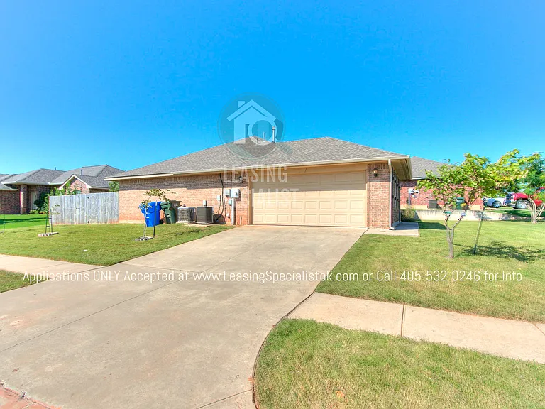200 Tecumseh Meadows Dr — Photo 6