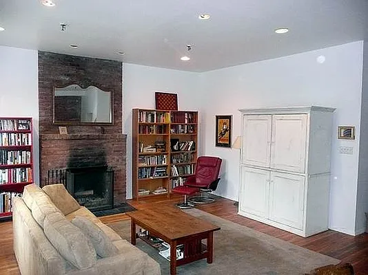 Sold by Stribling | media 17