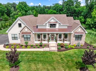 8 Sandcastle Dr, Ocean View, NJ 08230