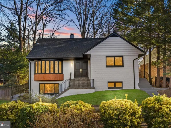 719 E Timber Branch Pkwy, Alexandria, VA 22302