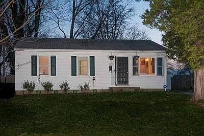 1st image of 2923 S Englewood Ave