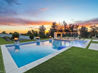 39977 Calle Bellagio, Temecula, CA 92592