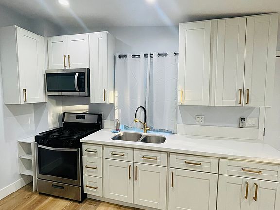 2nd image of 5406 Amigo Ave