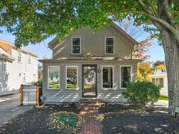 4 Green St, Westborough, MA 01581