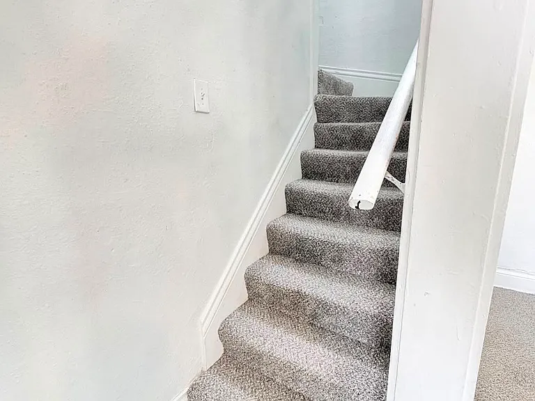 1239 Norwood Ave — Photo 16