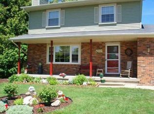 4754 Loch Lomond St, Holt, MI 48842