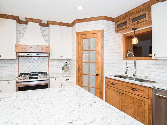 5th image of 1202 W Kohler St