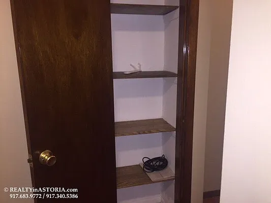 Rented by Alexiou Realty | media 7