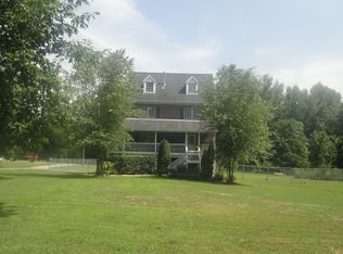 14417 Spring Dr, Prospect, KY 40059