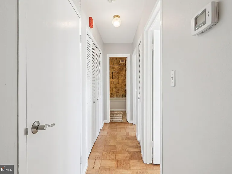 4977 Battery Ln #1-610 — Photo 8