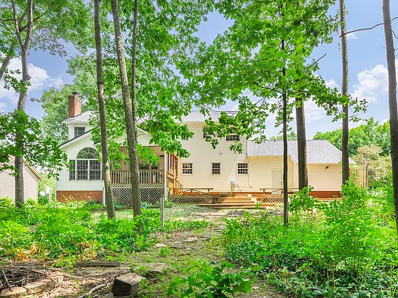 Screened in porch/Deck