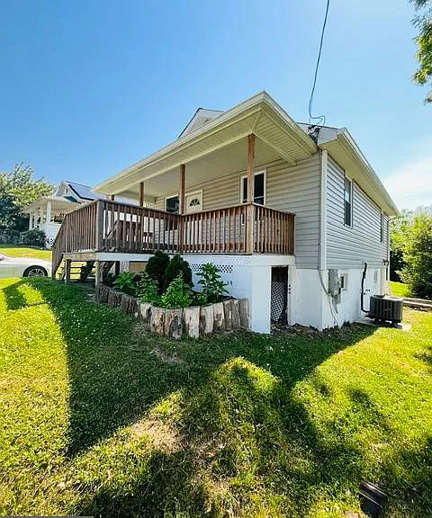 7517 Belmont Ave — Photo 1