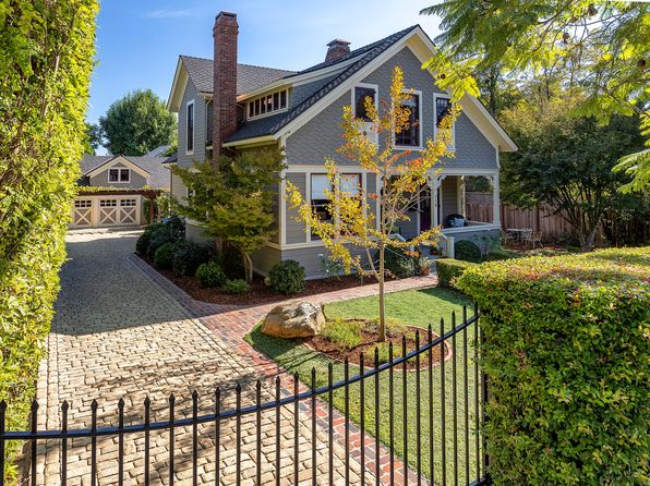 118 E Islay St, Santa Barbara, CA 93101