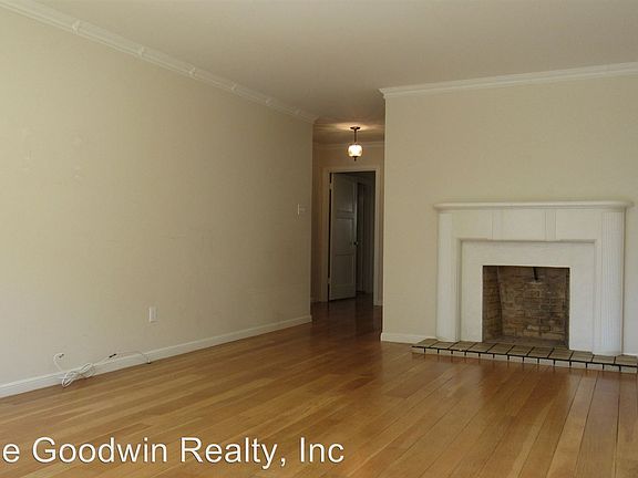 5th image of 215 24th Ave
