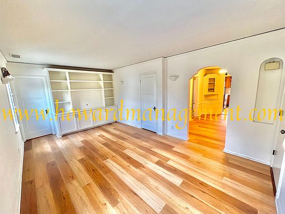 2nd image of 1445 S Canfield Ave #1448