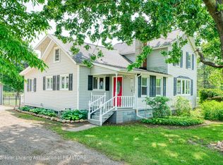 9215 Woodbury Rd, Laingsburg, MI 48848