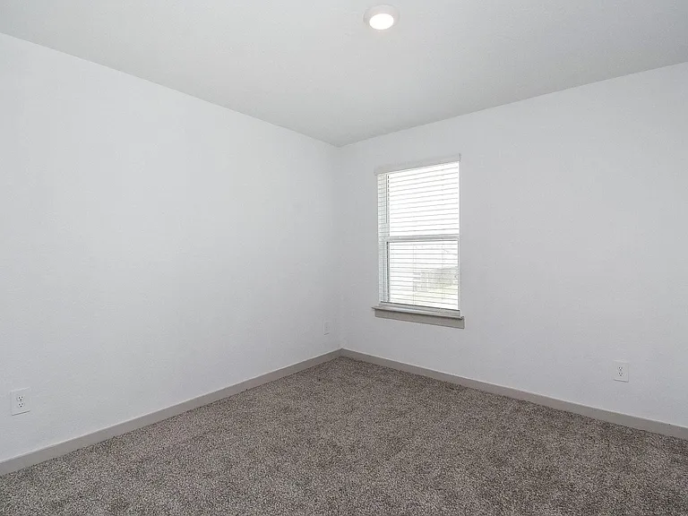 8030 Milam Ln — Photo 15