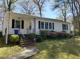 916 Chester Cir, Pendleton, SC 29670