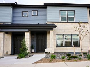 8848 Fraser River Loop, Littleton, CO 80125