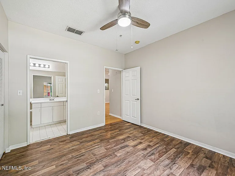 510 Florida Club Blvd #101 — Photo 31