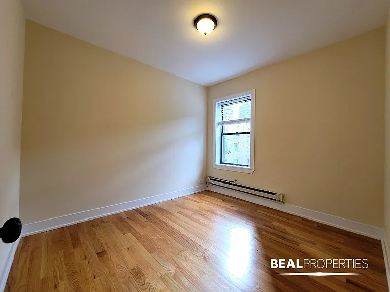 3722 N Pine Grove Ave #W3 — Photo 8