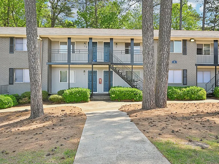 Amber Grove Apartments — Photo 19