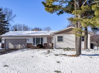 4671 Stone Wood Dr, Middleton, WI 53562