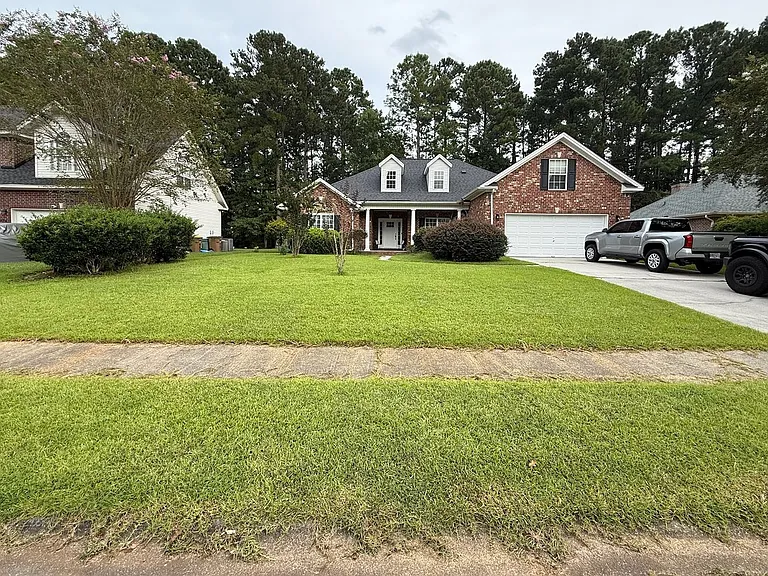 472 Copper Creek Cir — Photo 4