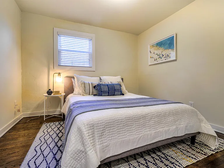 1095 Alta Ave NE #3 — Photo 7