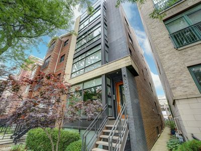 3321 N Sheffield Ave UNIT 4, Chicago, IL, 60657