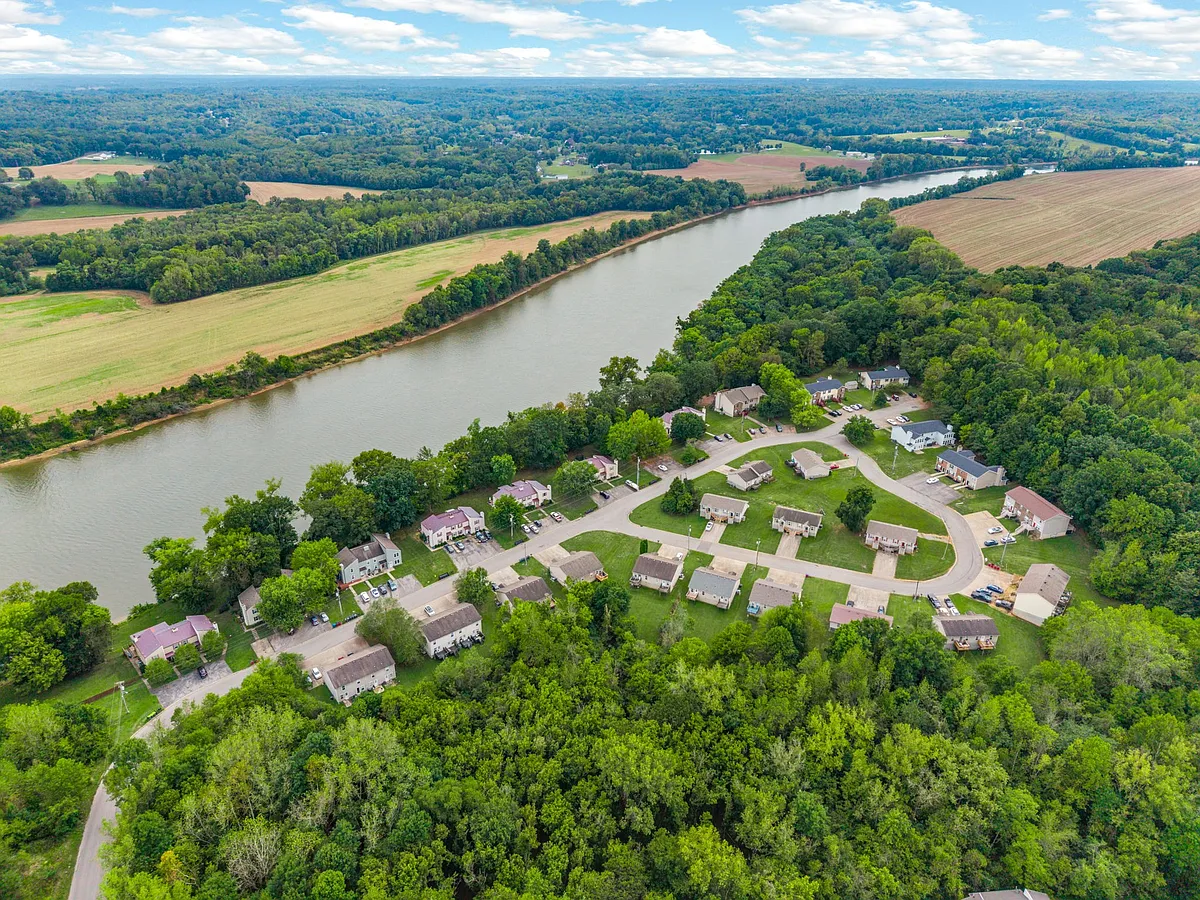 Birdseye View of Community. Townhouse is located along the river for the Best View River Front - 935B Kingsbury Dr #B